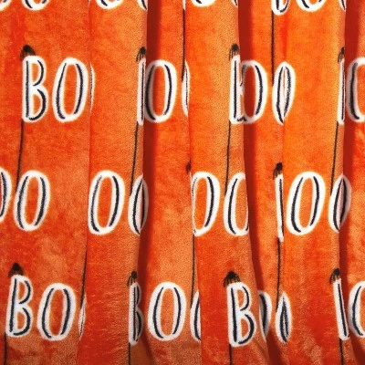 Hyde & EEK! Boutique Boo Printed Plush Halloween Throw Blanket - Hyde & EEK! Boutique™ 3 Hyde & EEK! Boutique Boo Printed Plush Halloween Throw Blanket - Hyde & EEK! Boutique™ - Image 3