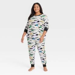 Women's Glow-In-The-Dark Mummy Halloween Matching Family Pajama Set - Hyde & EEK! Boutique™ White -Hyde & EEK! Boutique Shop GUEST 613f0c06 6e0a 478f 9fec dfd531682e4a 1