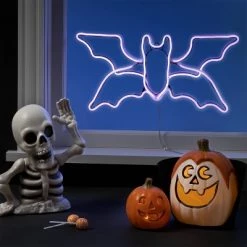 Hyde & EEK! Boutique LED Motion Bat Halloween Novelty Silhouette Light - Hyde & EEK! Boutique™