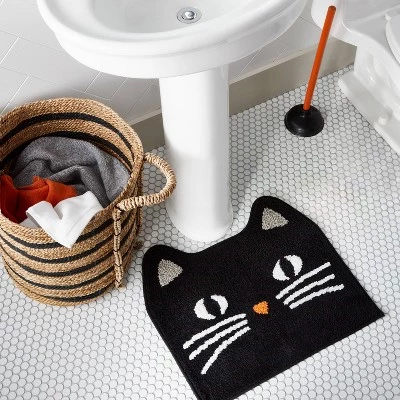 Hyde & EEK! Boutique 19"x21" Halloween Black Cat Bath Rug - Hyde & EEK! Boutique™ 1 Hyde & EEK! Boutique 19"x21" Halloween Black Cat Bath Rug - Hyde & EEK! Boutique™