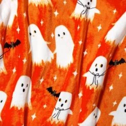 Hyde & EEK! Boutique Ghost with Bat Printed Plush Halloween Throw Blanket - Hyde & EEK! Boutique™ -Hyde & EEK! Boutique Shop GUEST 9e969eb4 66d9 41a7 bd0f dc868c9cee1b